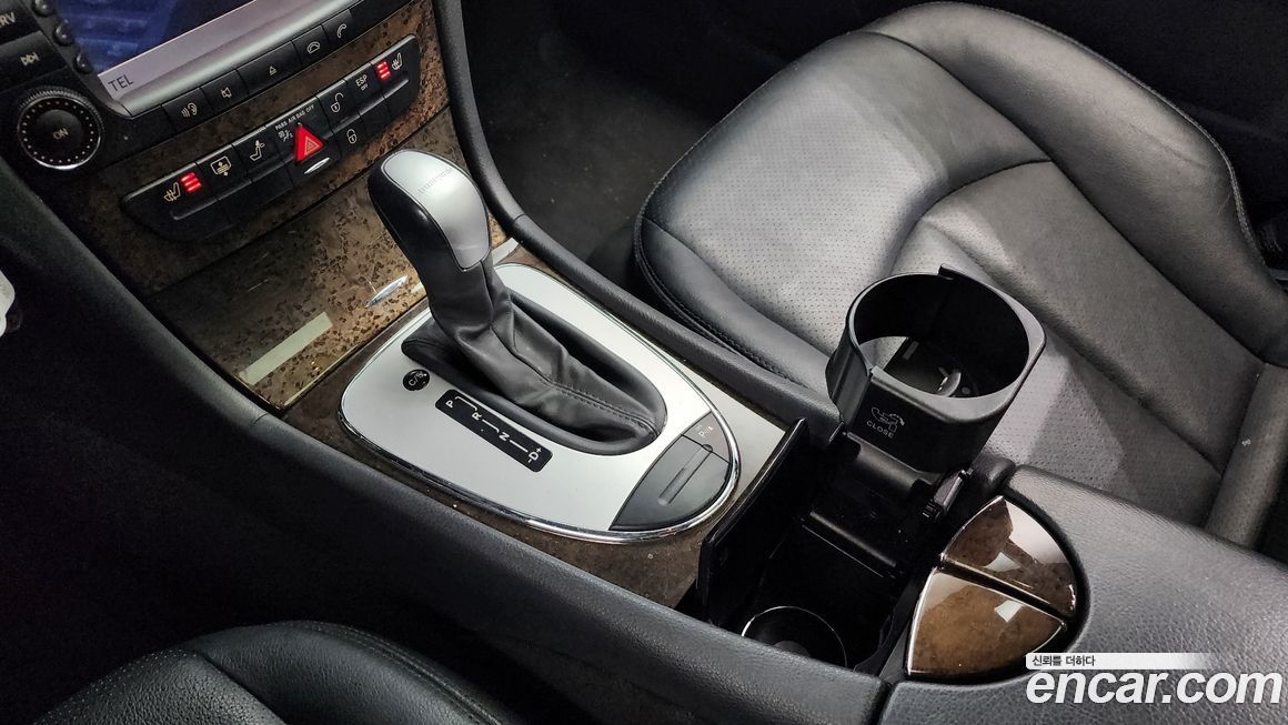 Mercedes-Benz E-Class 2005