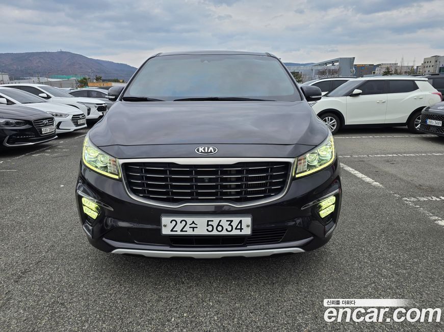 Kia Canival 2019