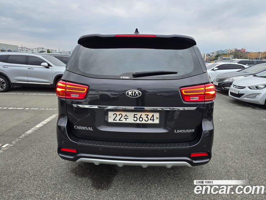 Kia Canival 2019