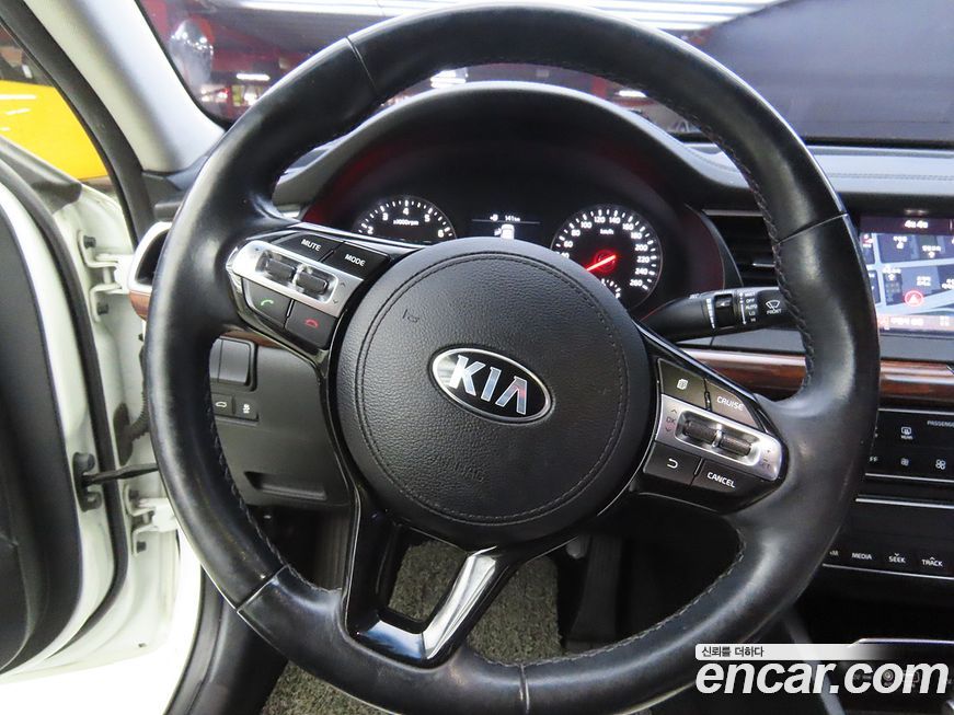 Kia K7 2016