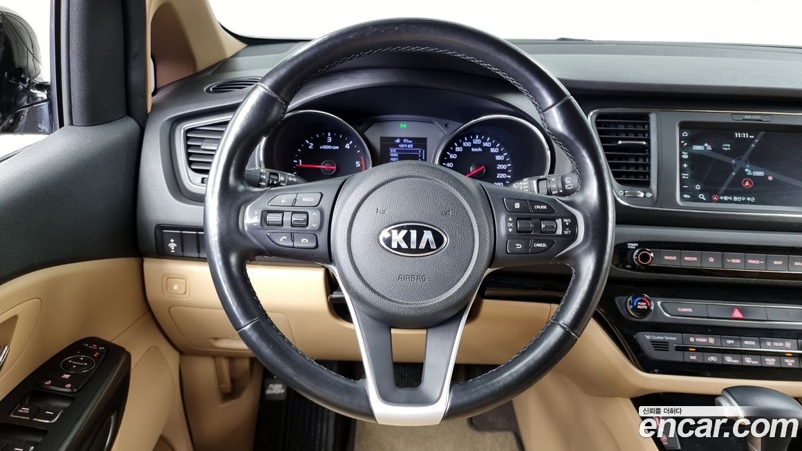 Kia Canival 2019