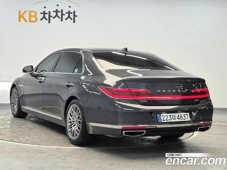 Genesis G90 2021