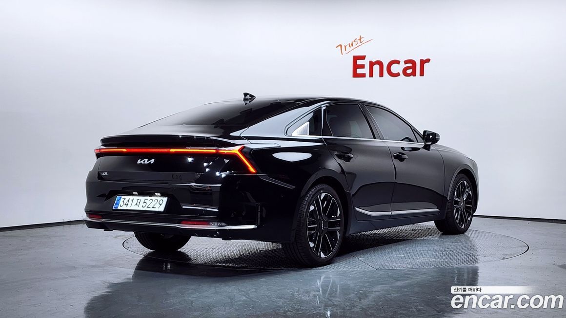 Kia K8 2025