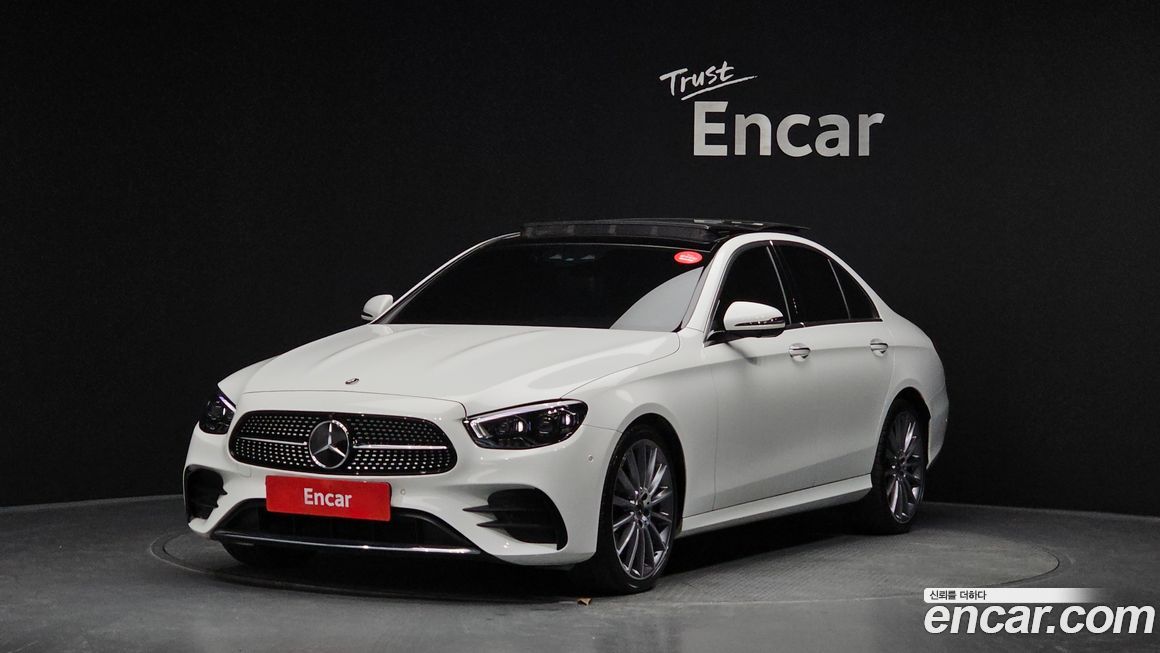 Mercedes-Benz E-Class 2022