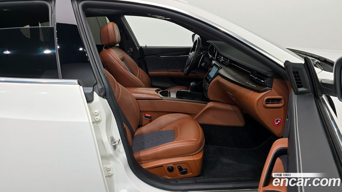 Maserati Quattroporte 2017