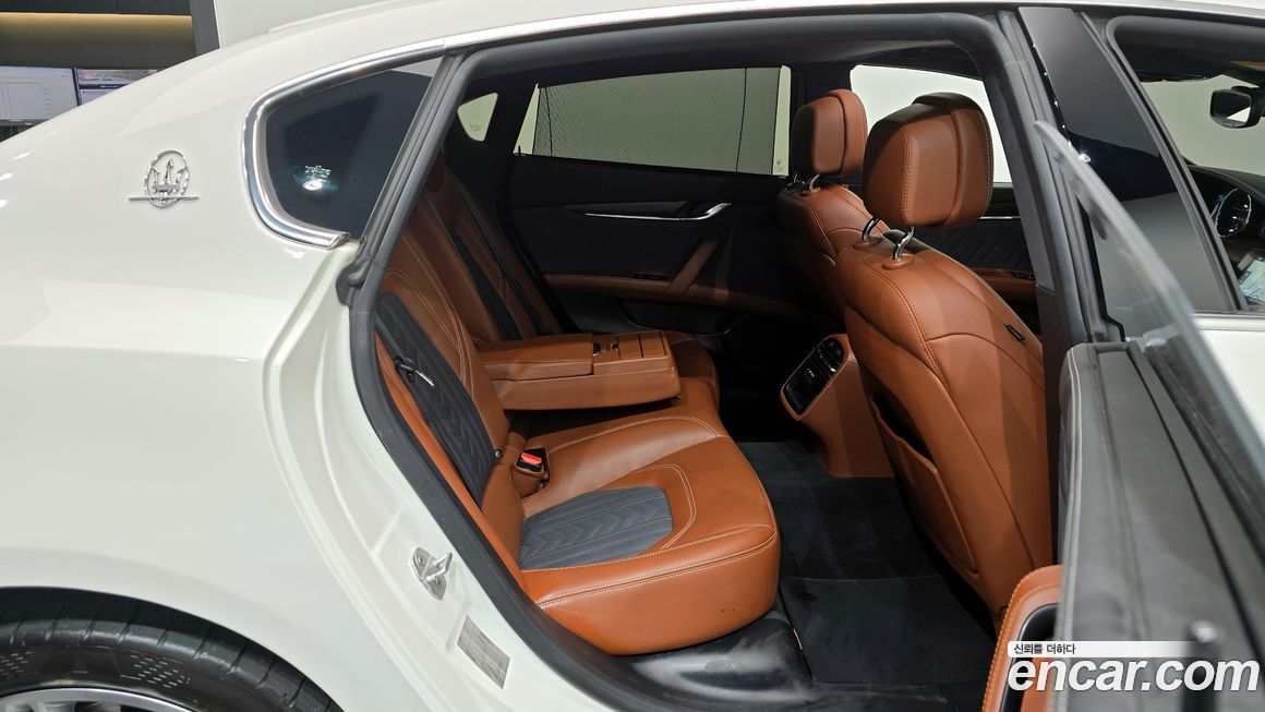 Maserati Quattroporte 2017