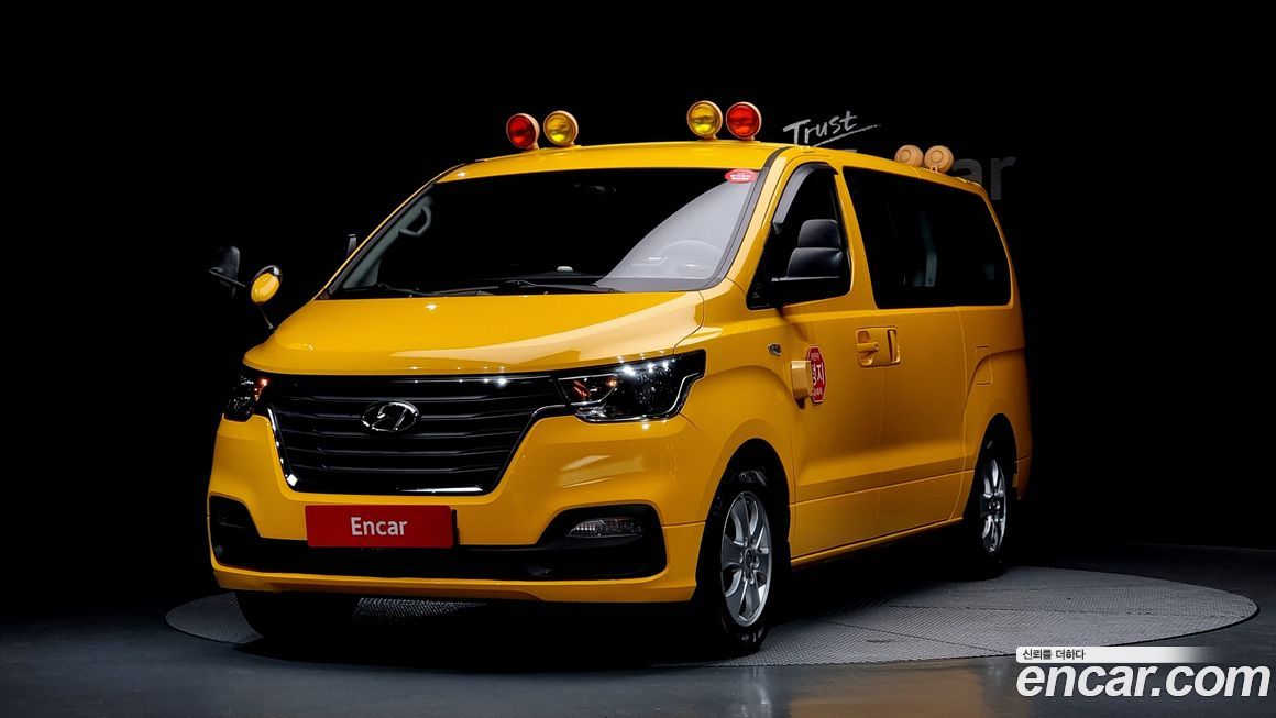 Hyundai Starex 2019