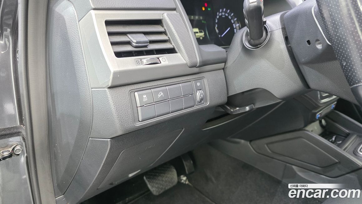 KG_Mobility_Ssangyong Rexton 2019