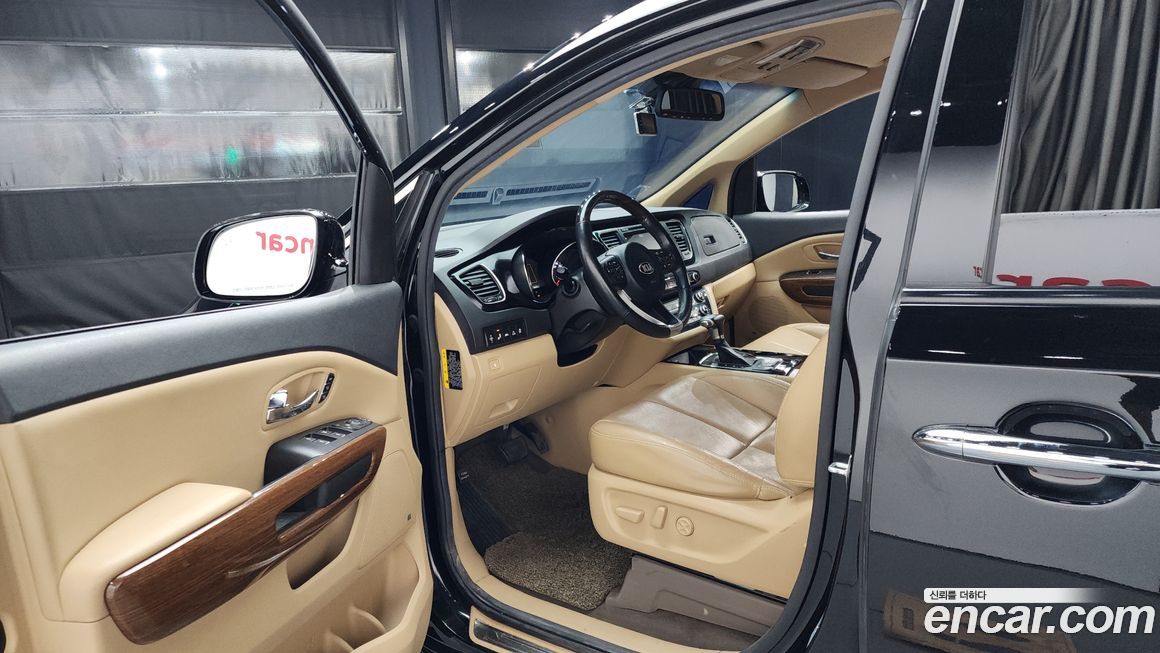 Kia Canival 2017