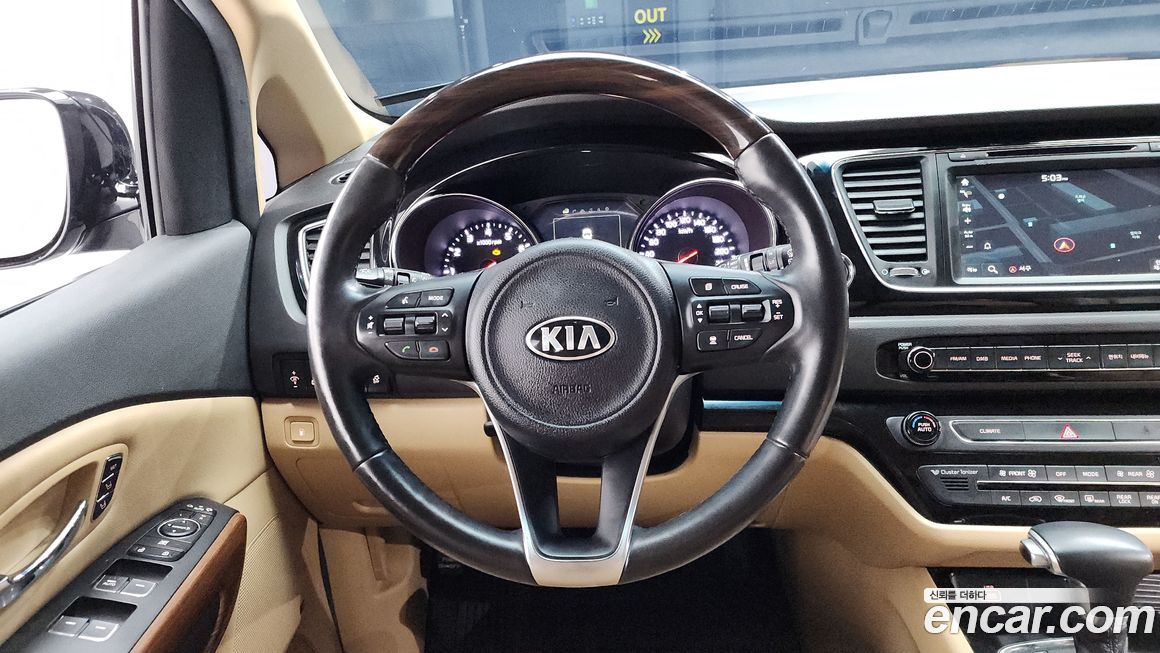 Kia Canival 2017