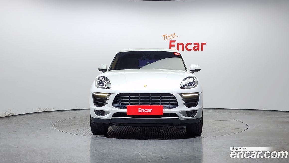 Porsche Macan 2015
