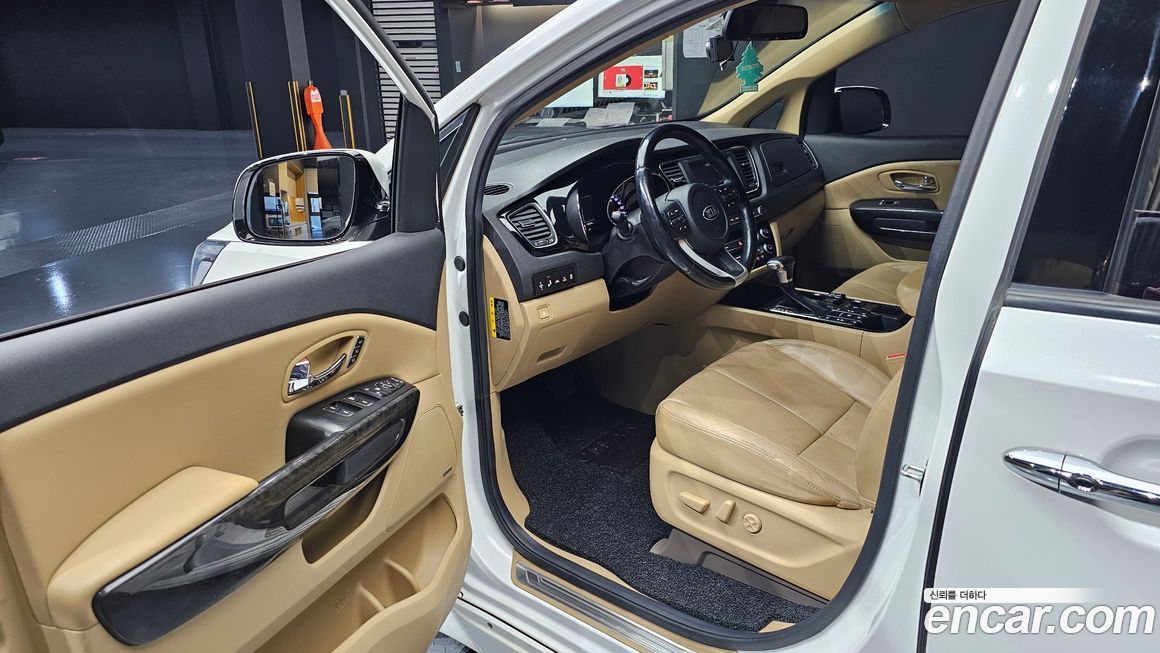 Kia Canival 2019