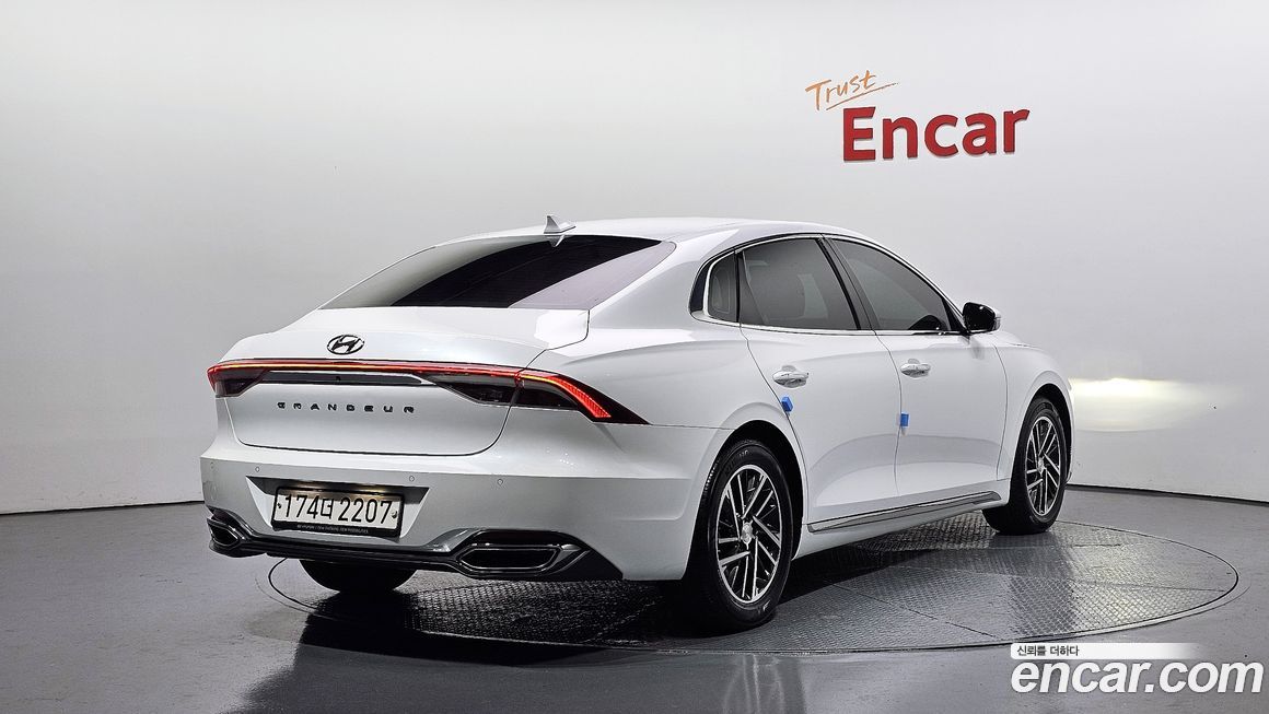 Hyundai Grandeur 2022