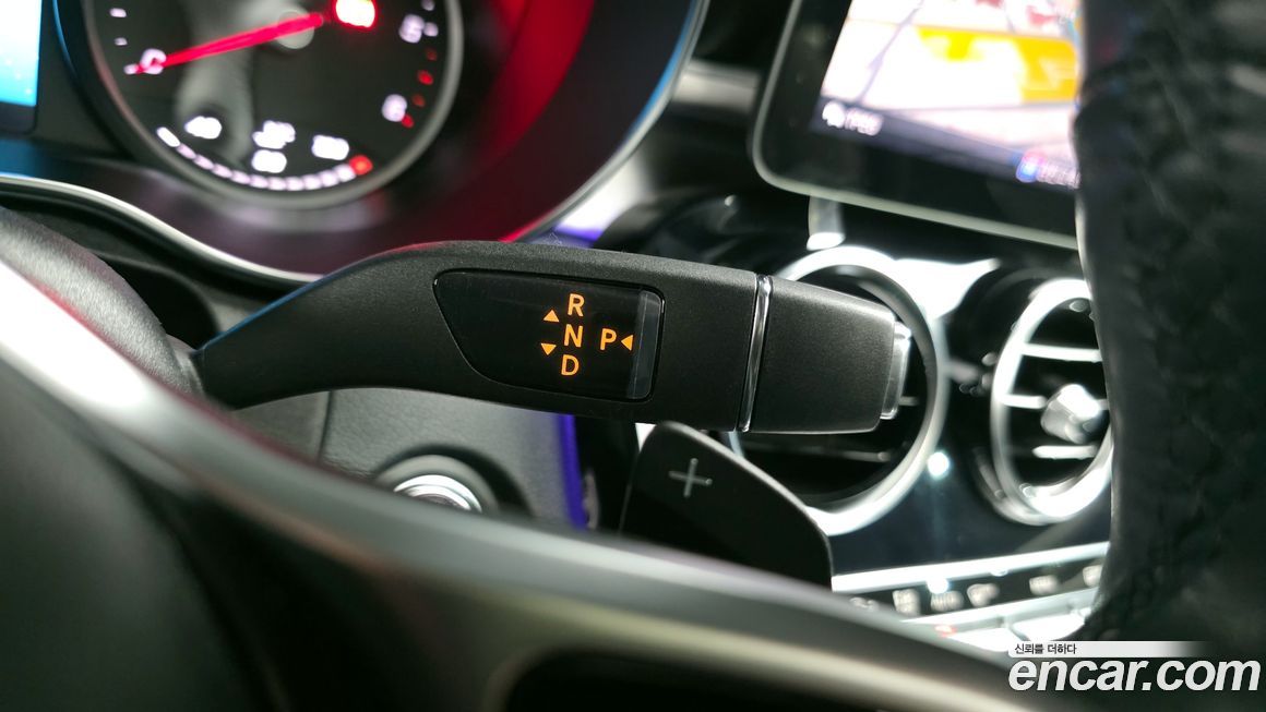 Mercedes-Benz C-Class 2020