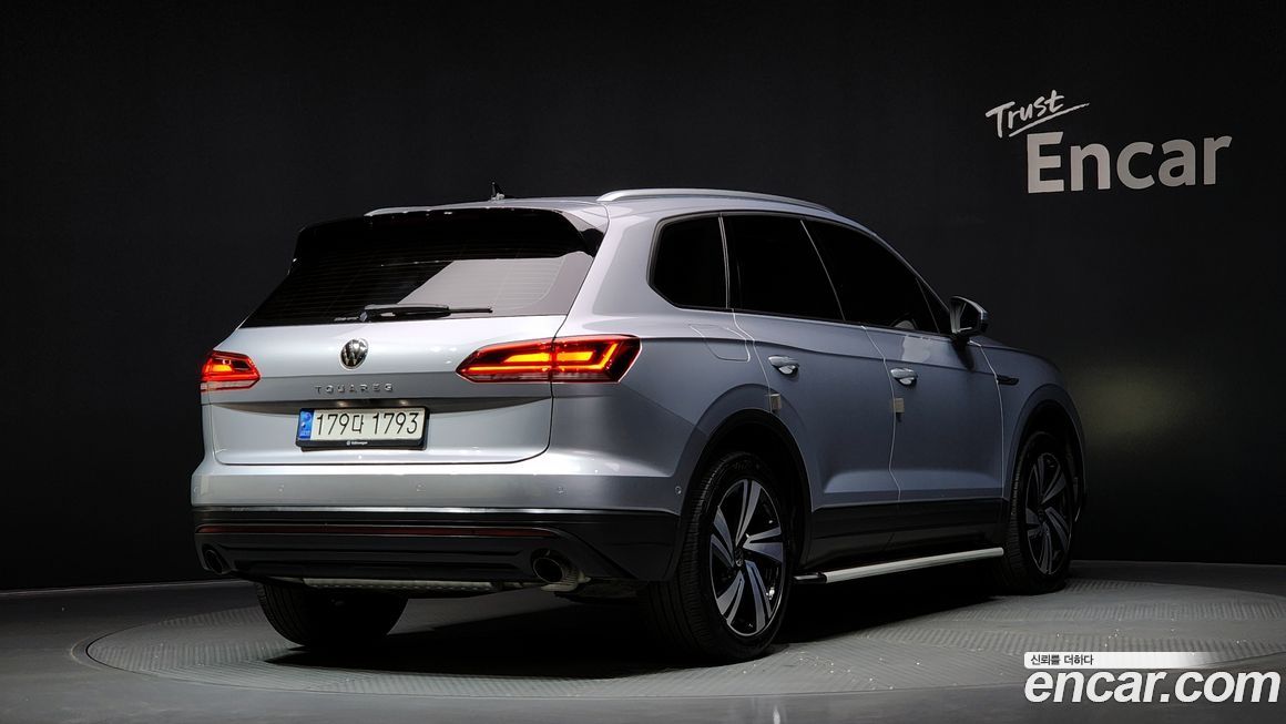 Volkswagen Touareg 2021