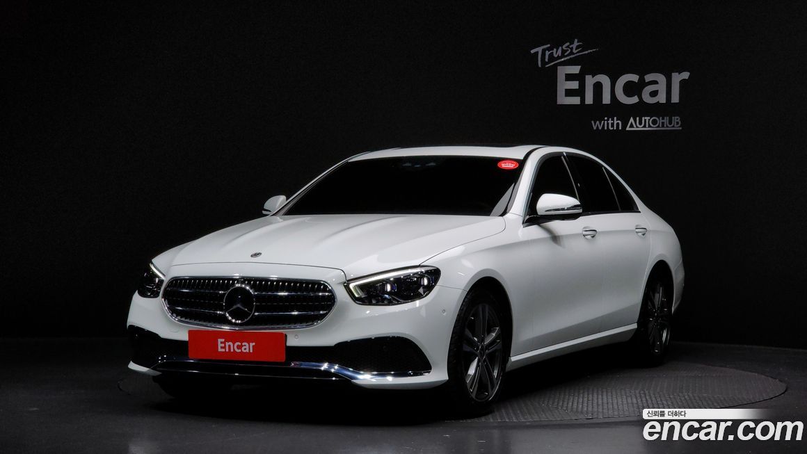 Mercedes-Benz E-Class 2021