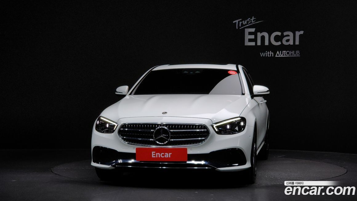 Mercedes-Benz E-Class 2021