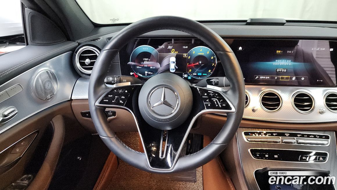 Mercedes-Benz E-Class 2021