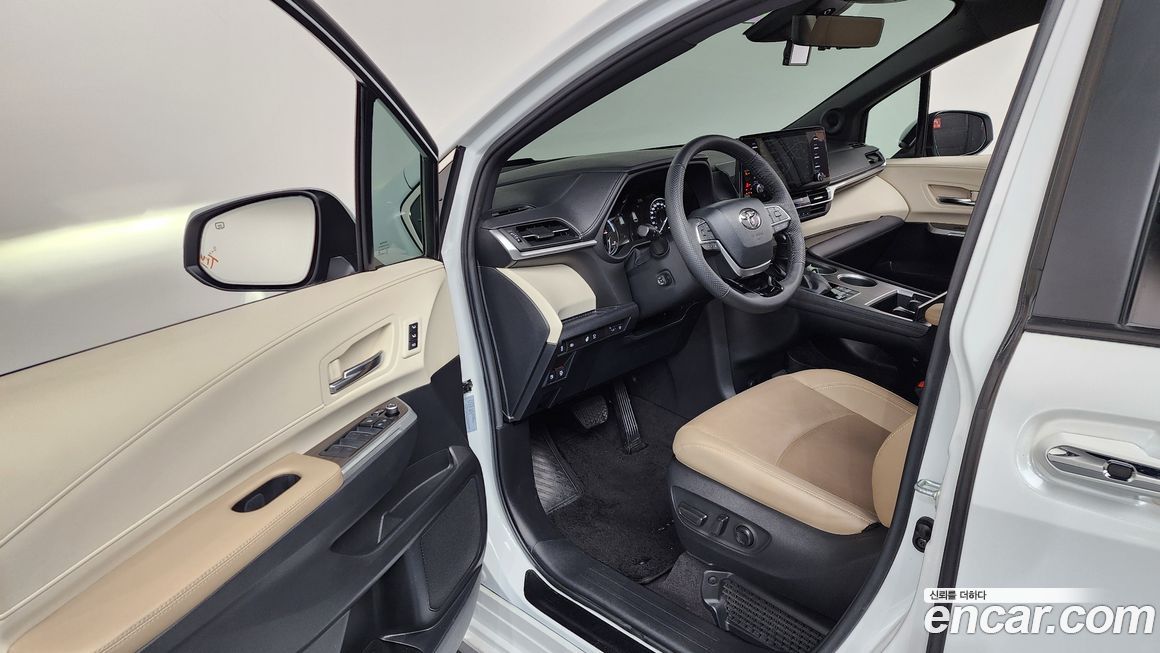 Toyota Sienna 2023