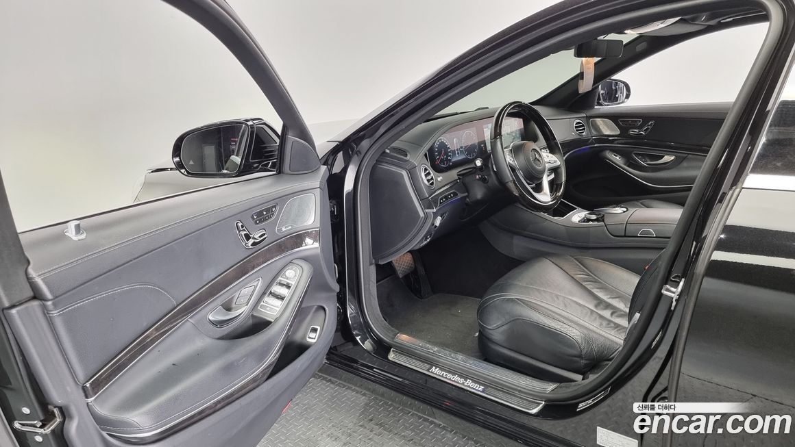 Mercedes-Benz S-Class 2019