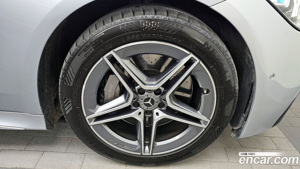 Mercedes-Benz S-Class 2022