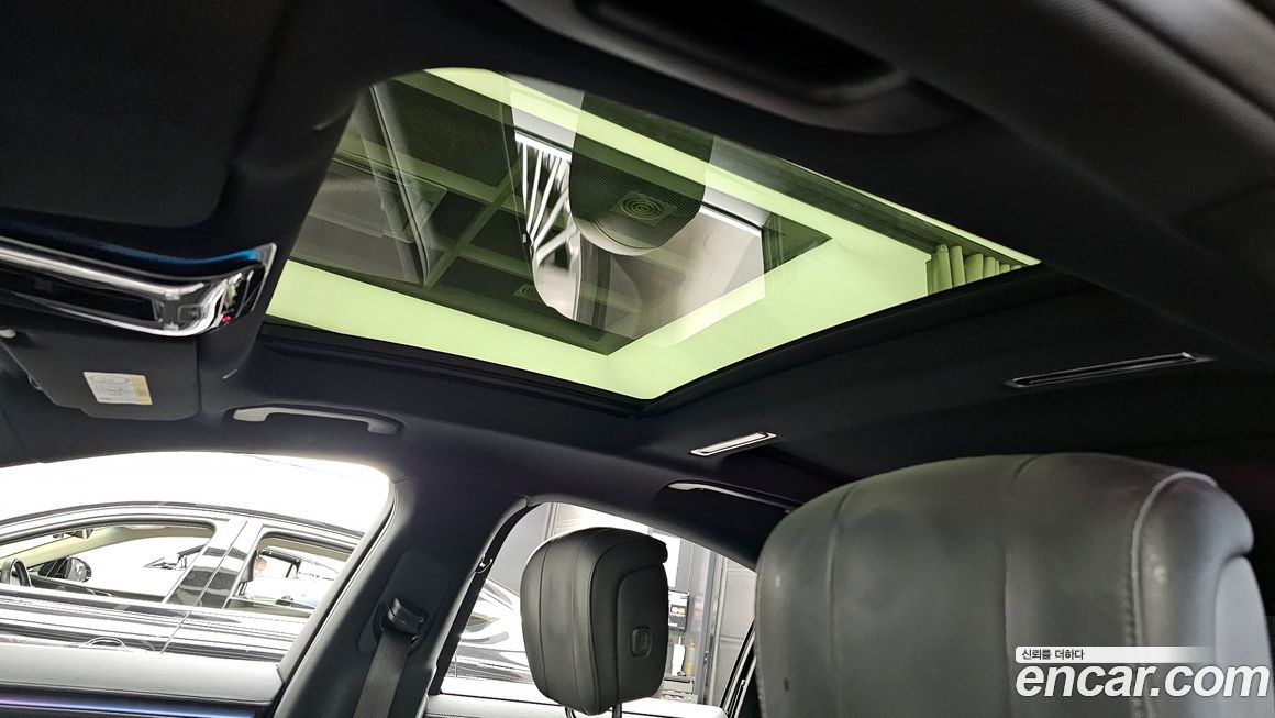 Mercedes-Benz S-Class 2022