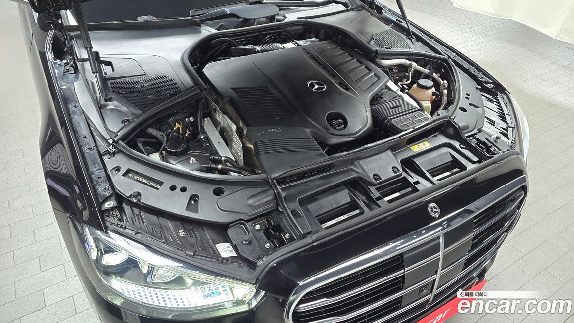 Mercedes-Benz S-Class 2022