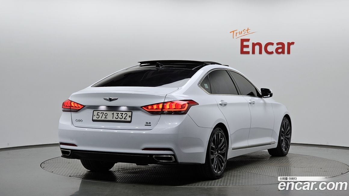 Hyundai Genesis 2016