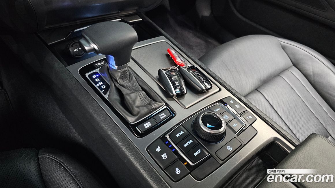 Hyundai Genesis 2016