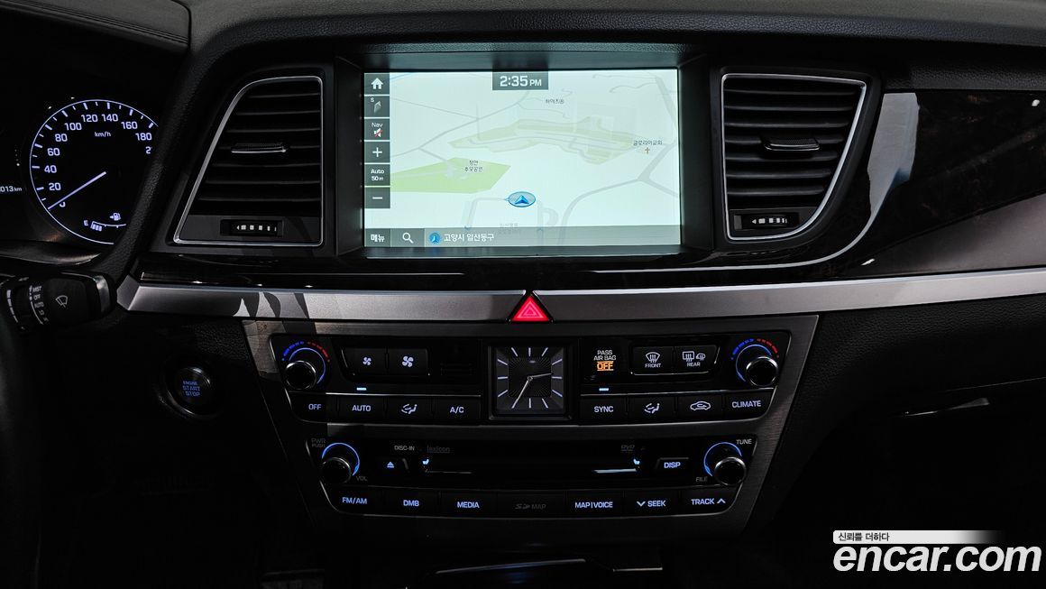 Hyundai Genesis 2016