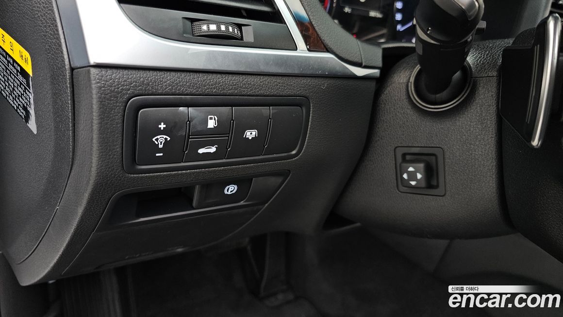 Hyundai Genesis 2016