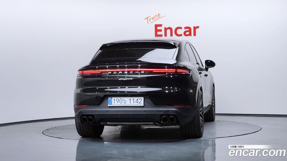 Porsche Cayenne 2025