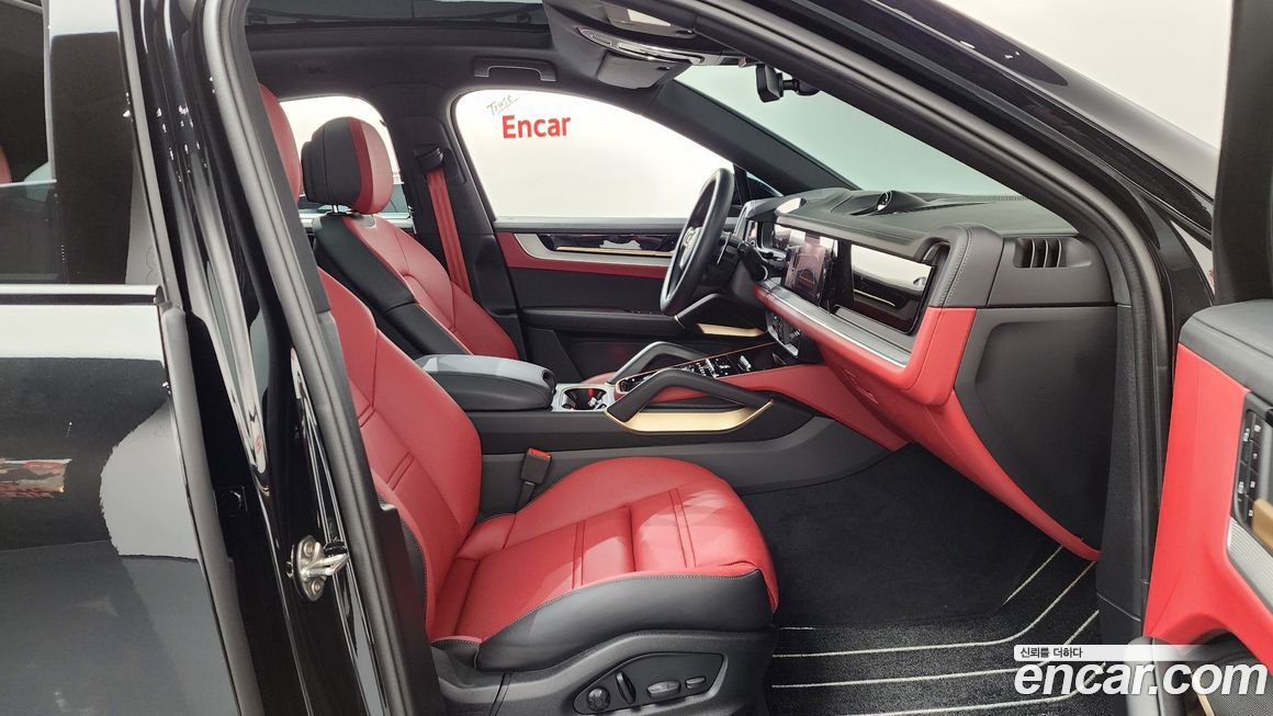 Porsche Cayenne 2025