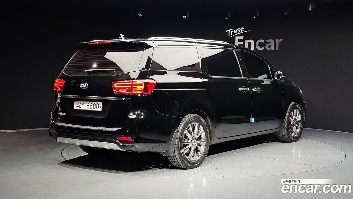 Kia Canival 2019