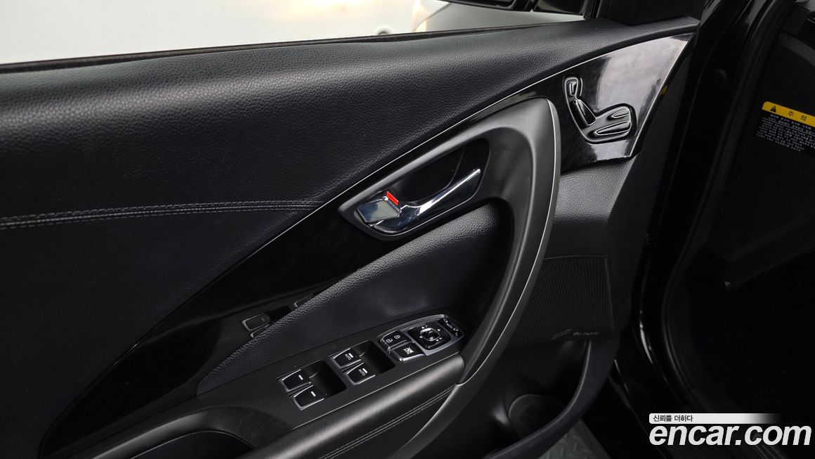 Hyundai Grandeur 2015