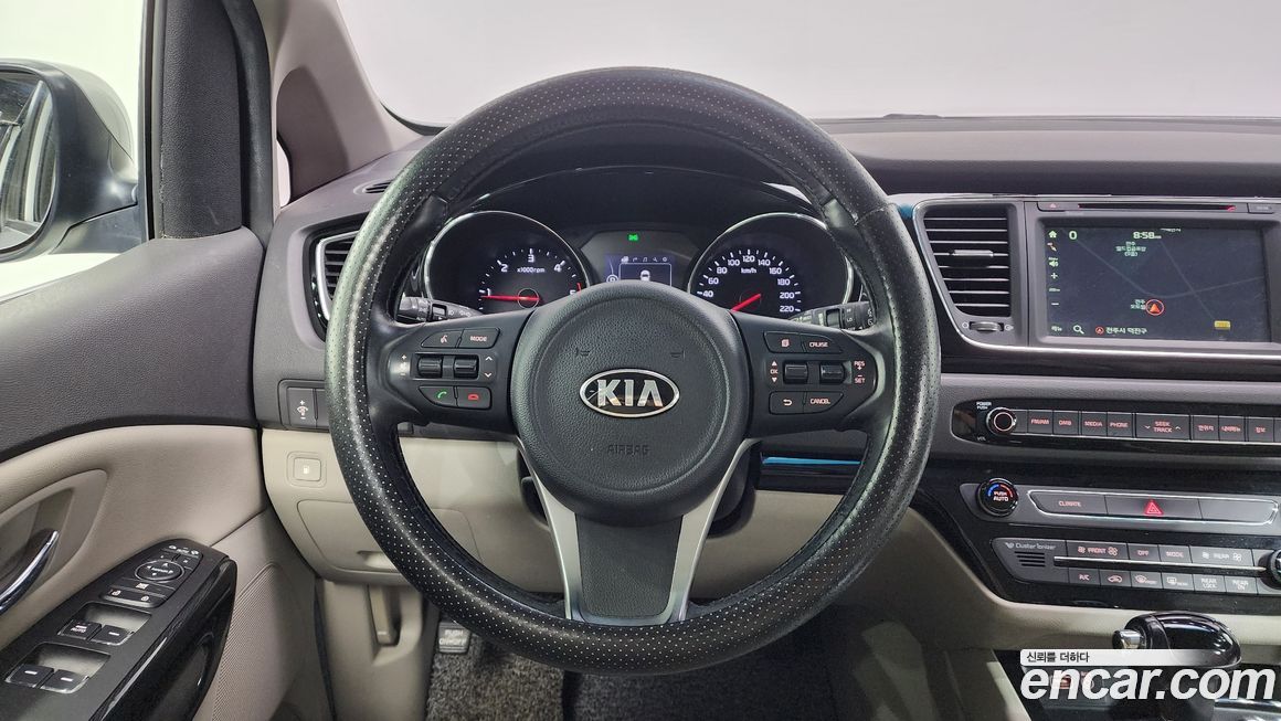 Kia Canival 2016