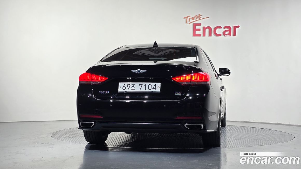 Hyundai Genesis 2016