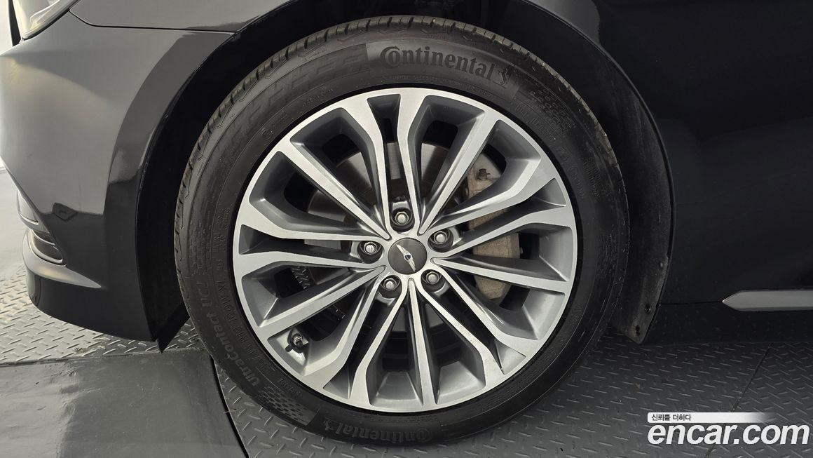 Hyundai Genesis 2016