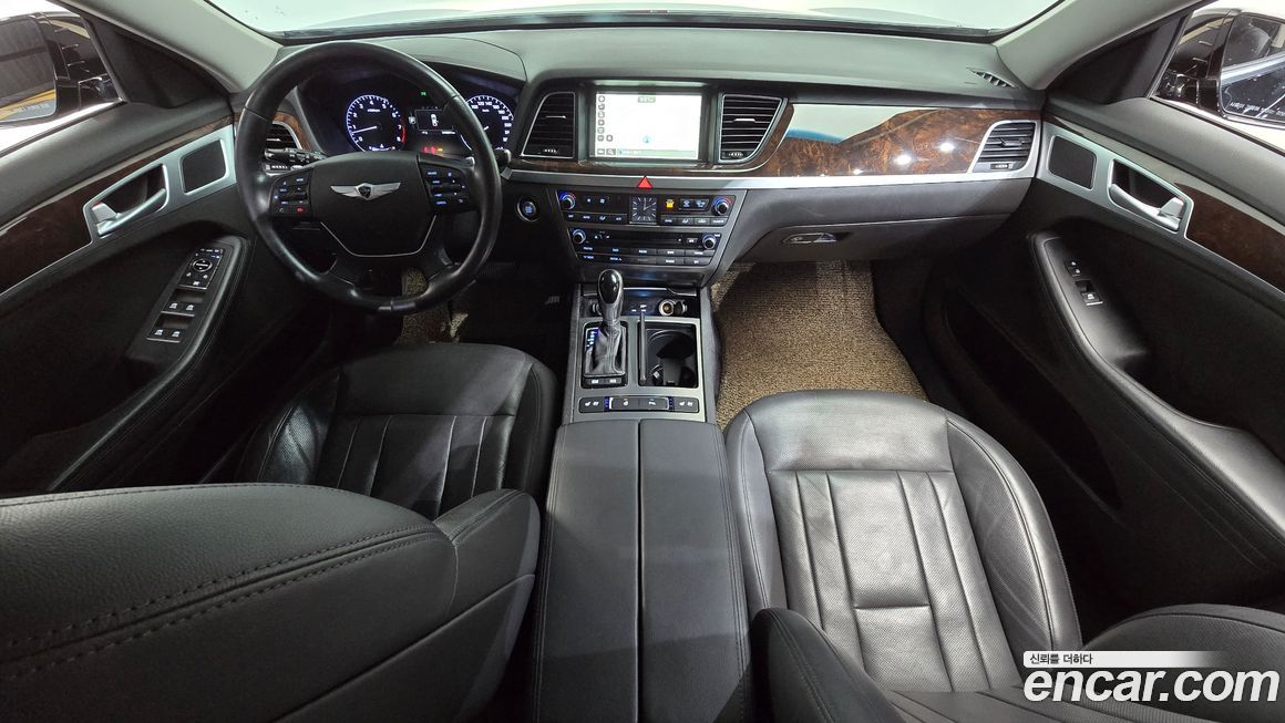 Hyundai Genesis 2016