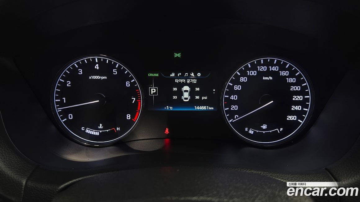 Hyundai Genesis 2016