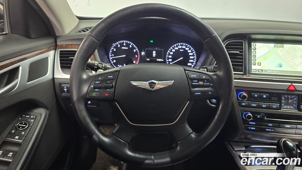 Hyundai Genesis 2016