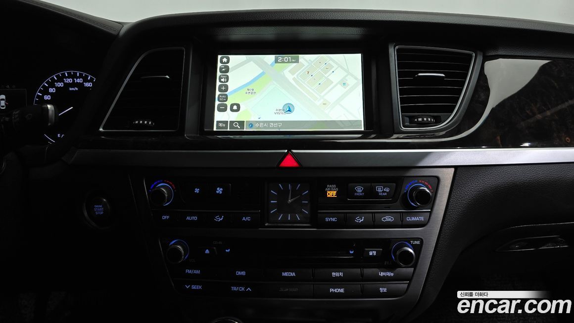 Hyundai Genesis 2016