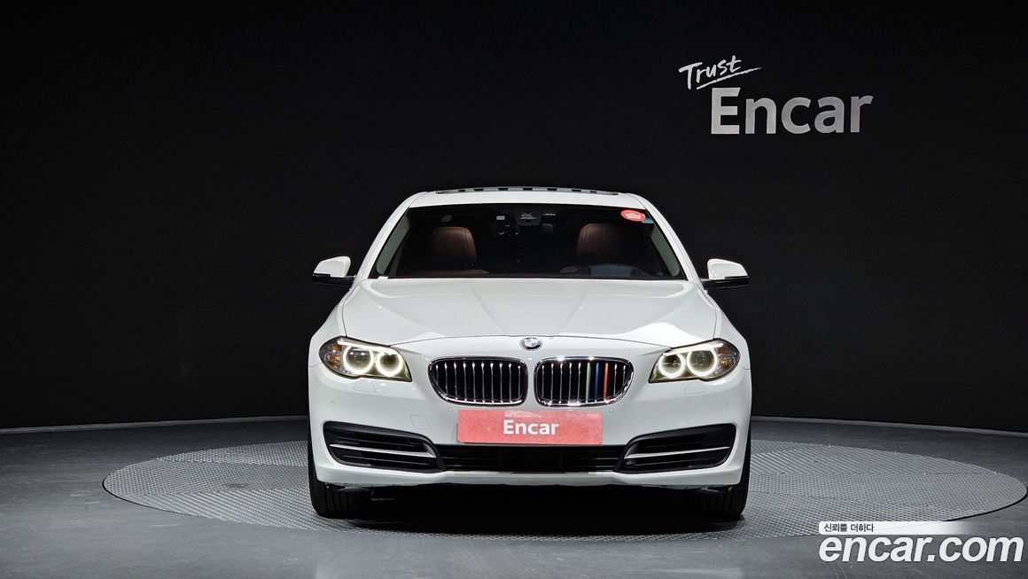 BMW 5-Series 2015