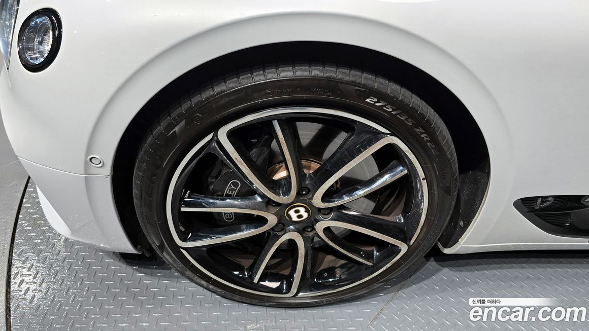 Bentley Continental 2019