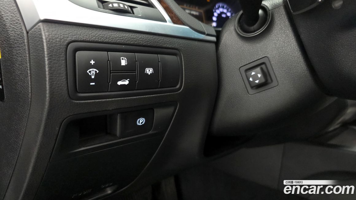 Hyundai Genesis 2016