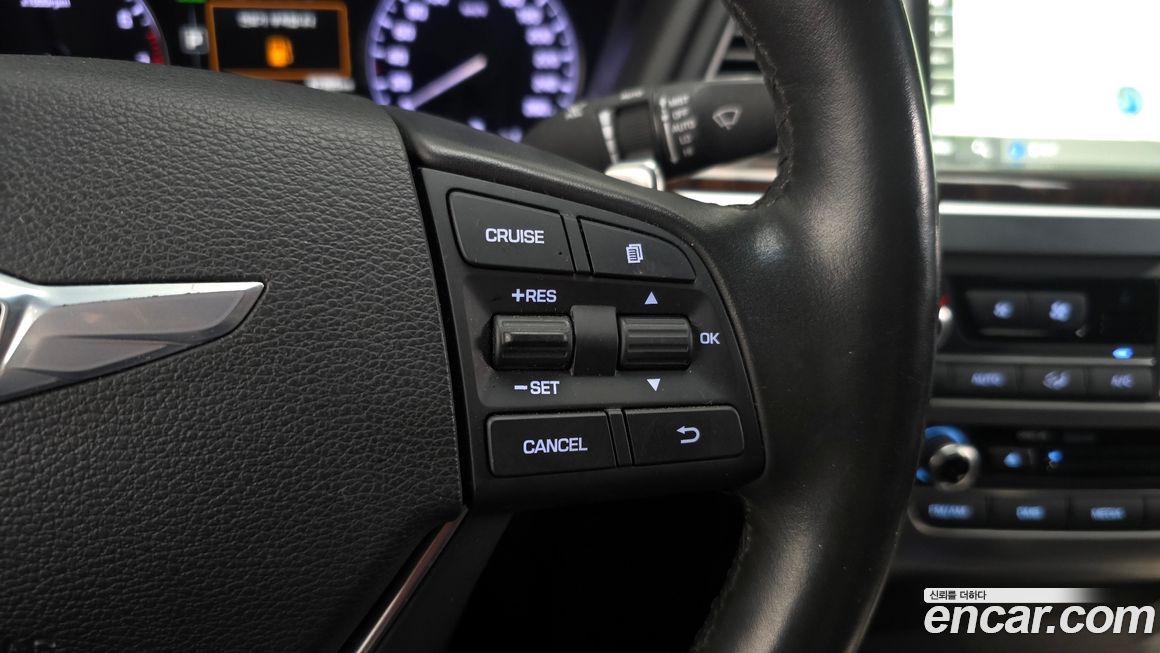 Hyundai Genesis 2016