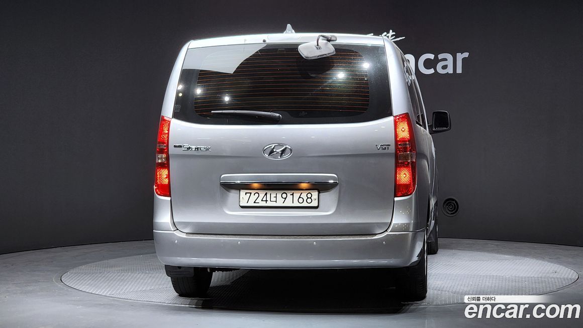 Hyundai Starex 2021