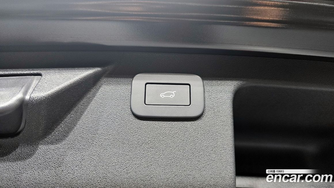 Land Rover Discovery Sport 2024