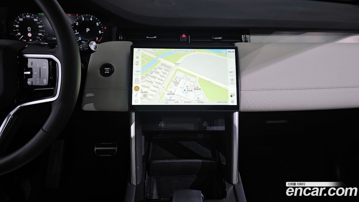 Land Rover Discovery Sport 2024