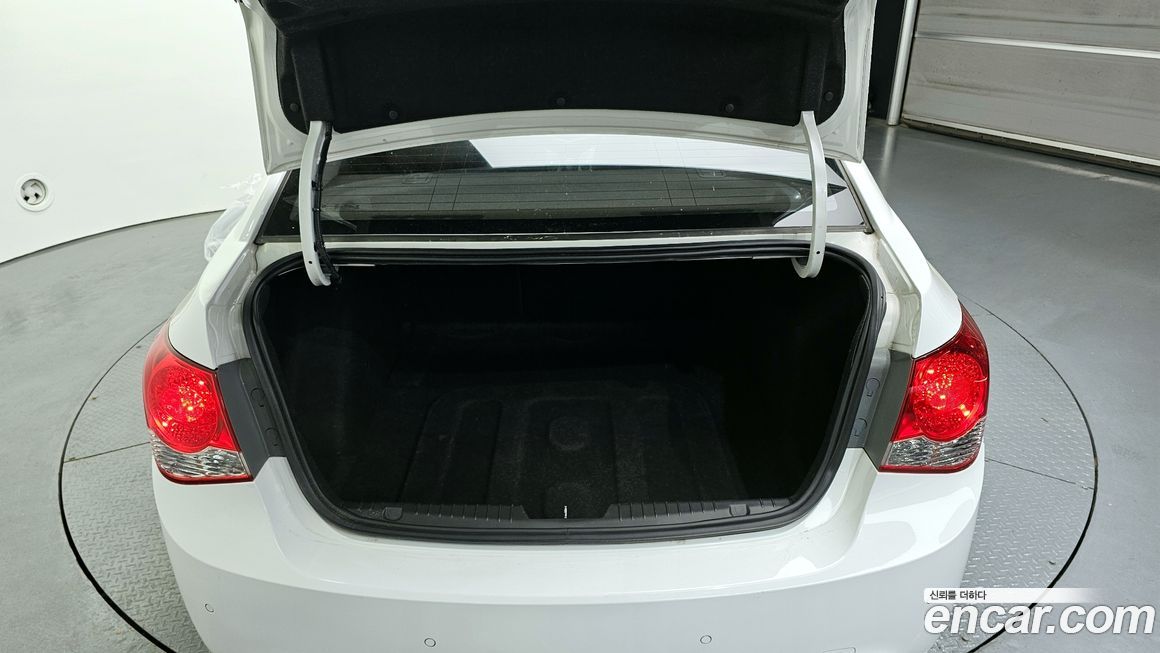 ChevroletGMDaewoo Cruze 2012